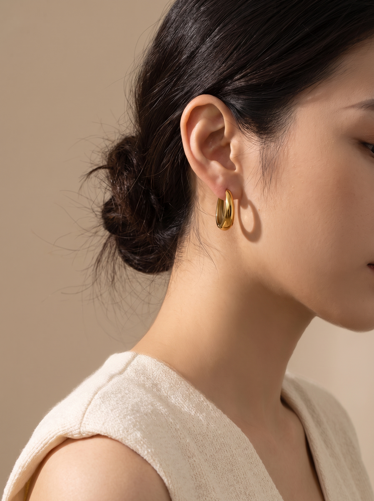 U-Shape Hoop Earrings