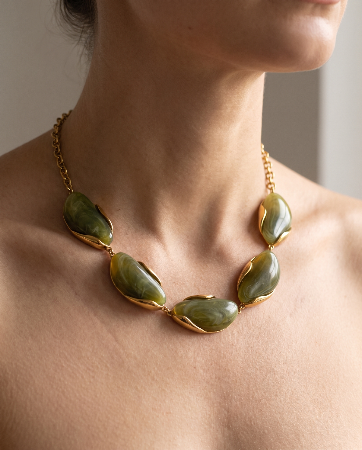 Olive Green lifestyle