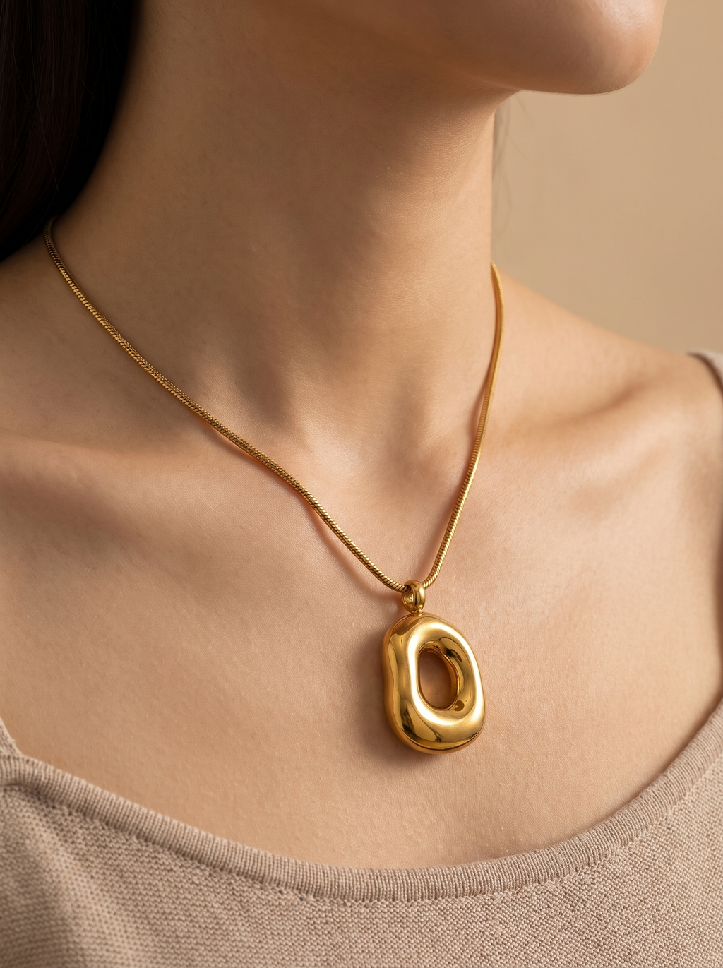 Geometry Hollow Pendant Necklace