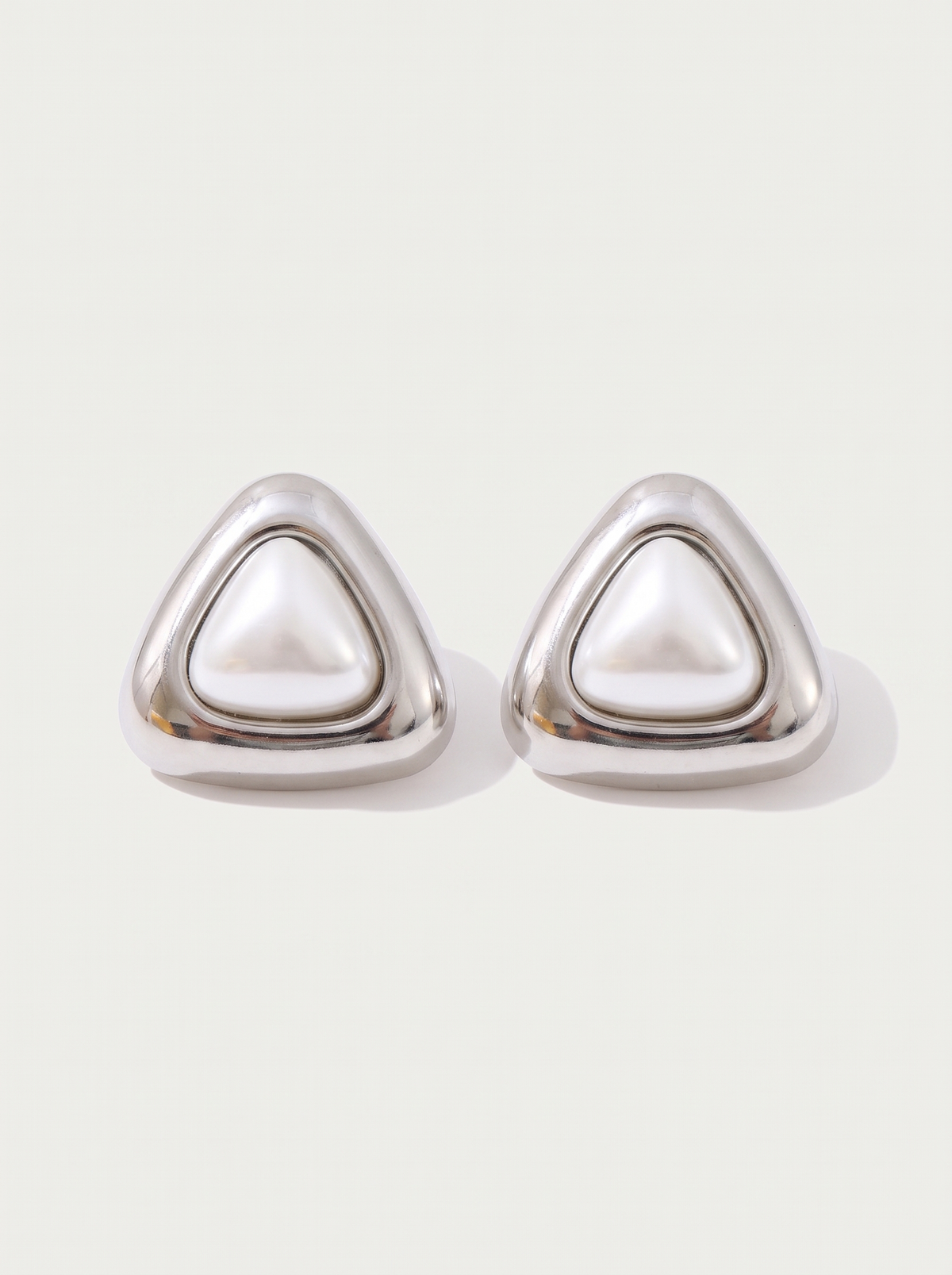 Imitation Pearl Triangle Stud Earrings
