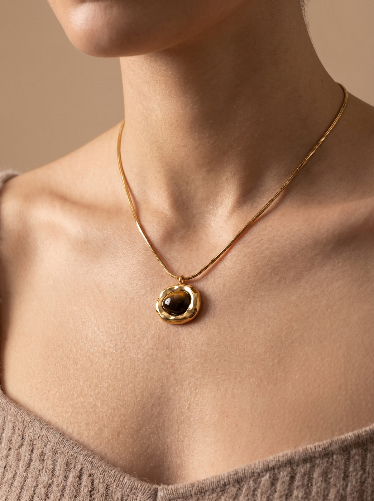 Tiger's Eye Stone Pendant Necklace