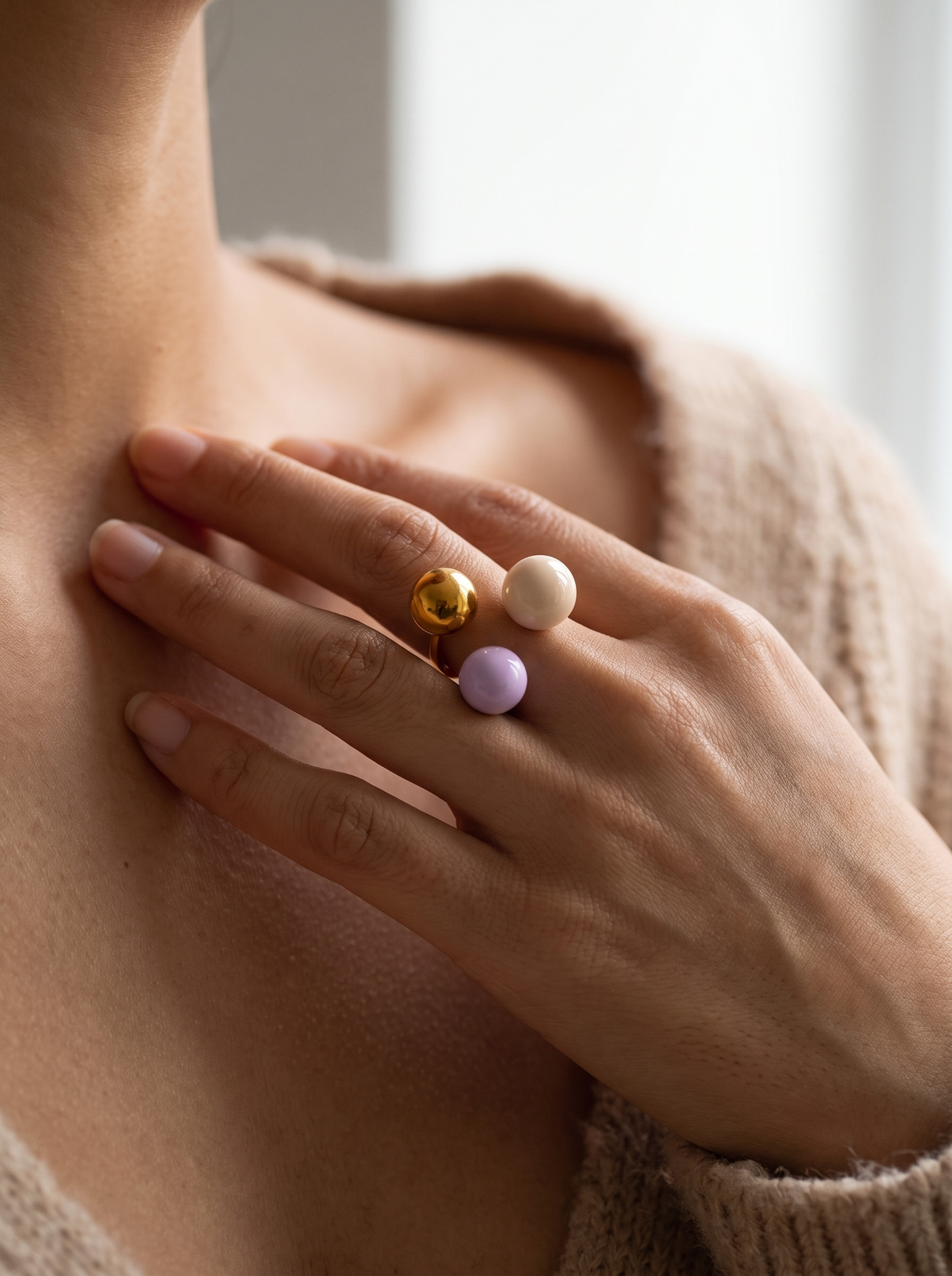 Candy Enamel Ball Ring - Beige - lifestyle
