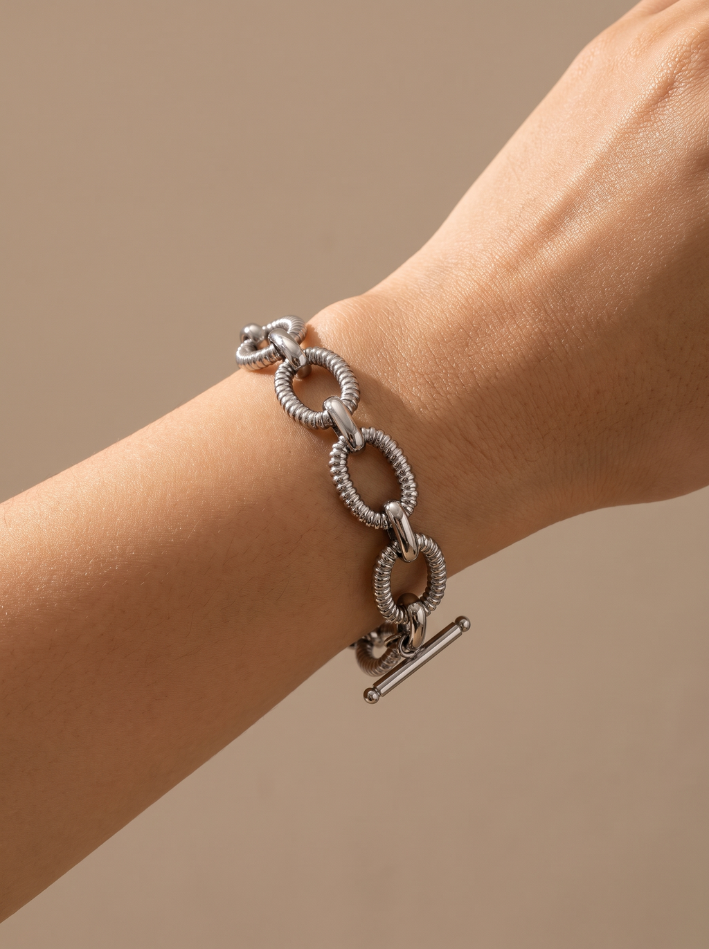 Oval Chain Bracelet - Steel - lifestyle