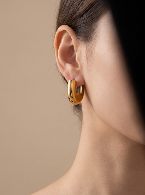 U-Shape Hoop Earrings - Gold - lifestyle