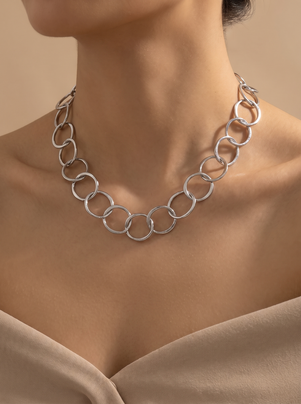 Stainless Steel Round Hollow Chain Necklace
