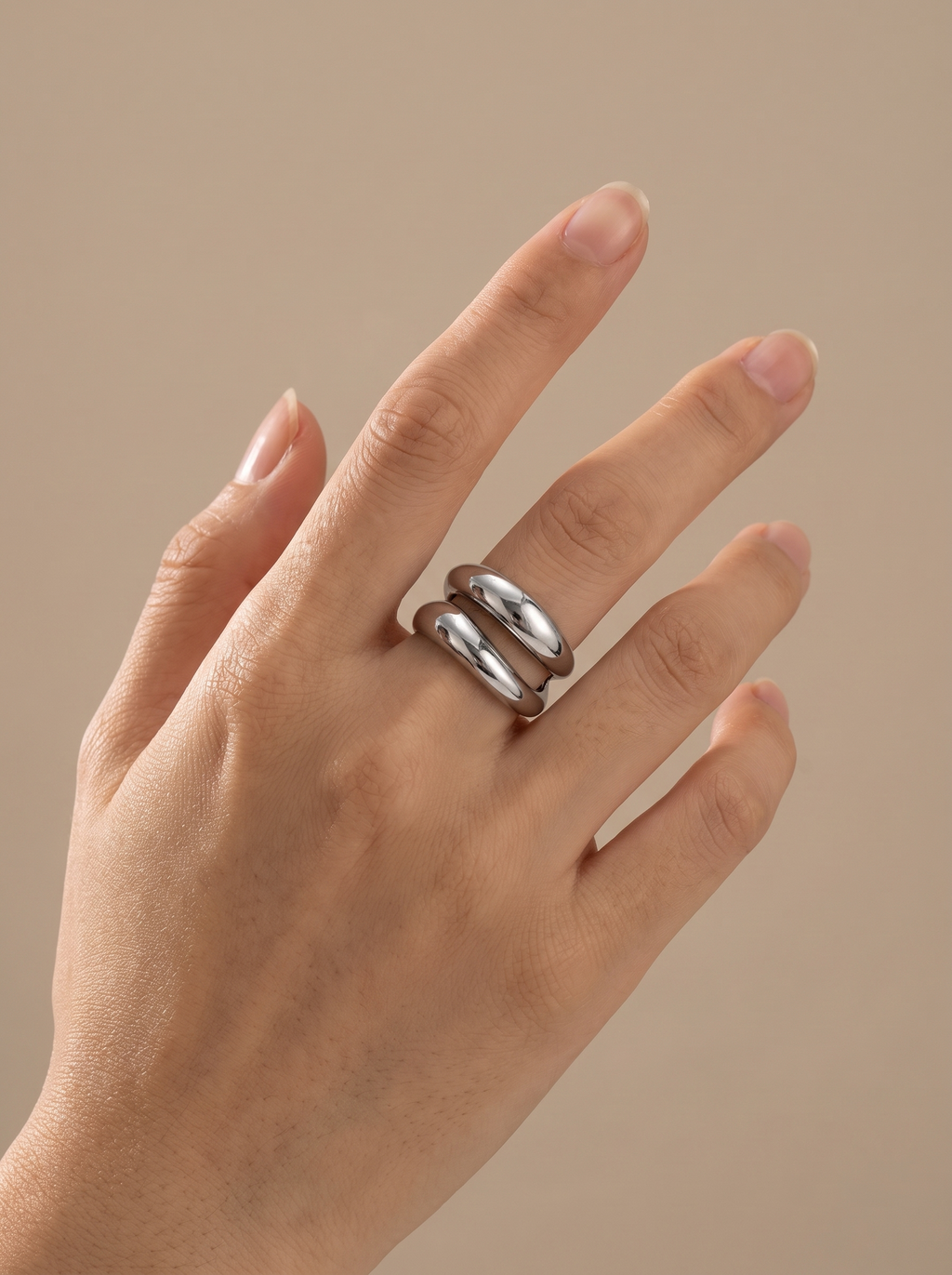 Double Layer Wave Ring - Steel - lifestyle