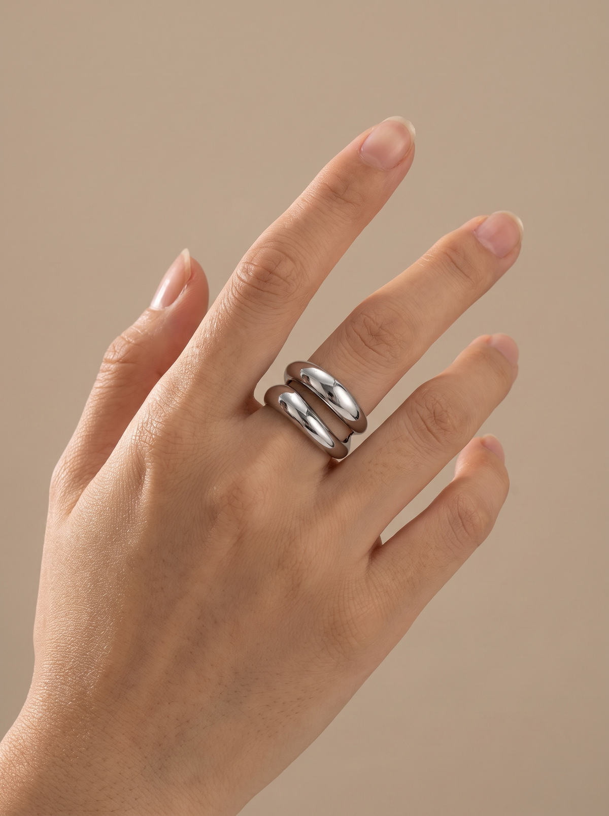 Double Layer Wave Ring - Steel - lifestyle